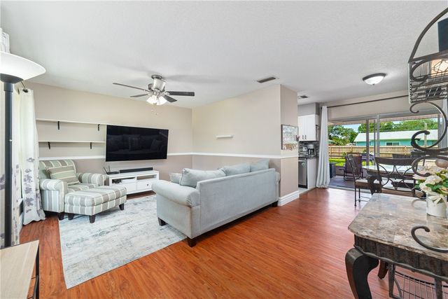542 Saunders Street, Sebastian, FL 32958