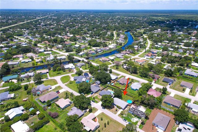 542 Saunders Street, Sebastian, FL 32958