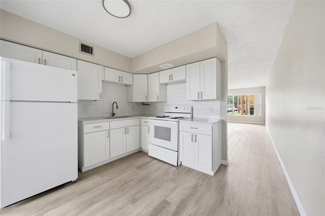 2466 ECUADORIAN WAY 16, Clearwater, FL 33763