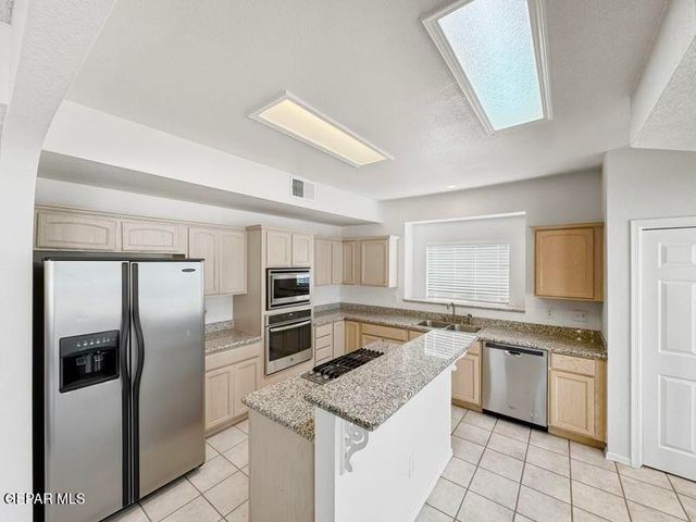 659 JEANNY MARIE Court, El Paso, TX 79932