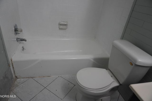 5665 Bernath Court, Toledo, OH 43615