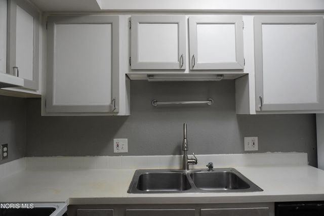 5665 Bernath Court, Toledo, OH 43615