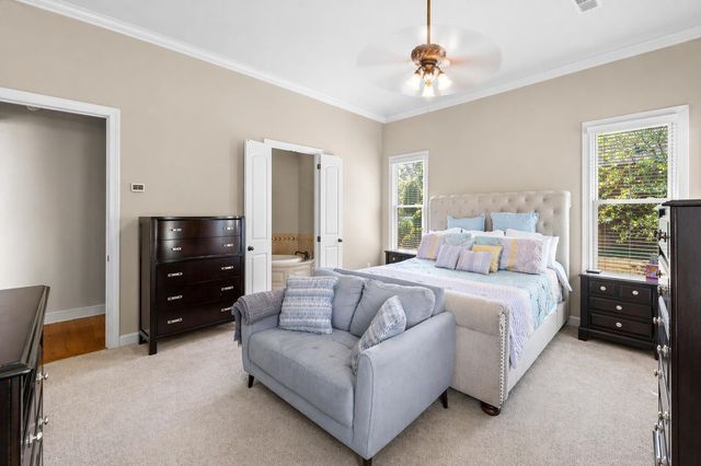 530 WINDING VALLEY LN, Collierville, TN 38017
