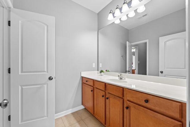 530 WINDING VALLEY LN, Collierville, TN 38017