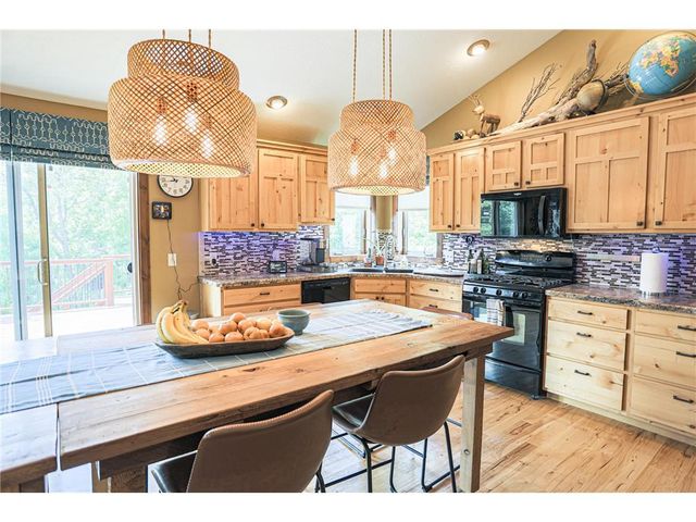 1680 Valley Quail Drive, River Falls, WI 54022