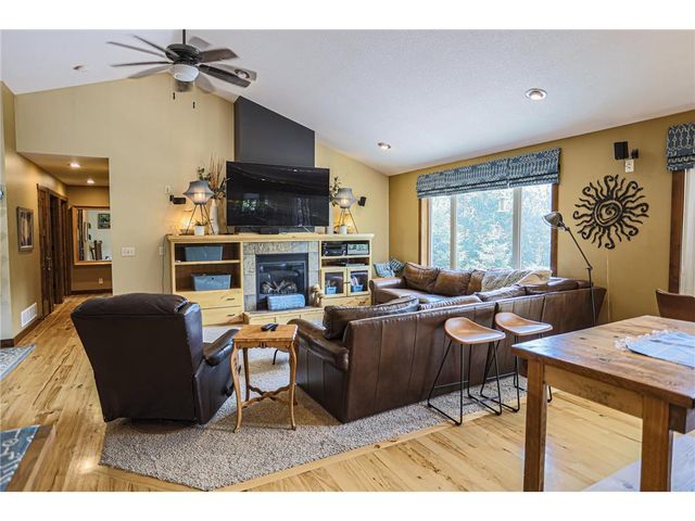1680 Valley Quail Drive, River Falls, WI 54022