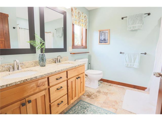 1680 Valley Quail Drive, River Falls, WI 54022
