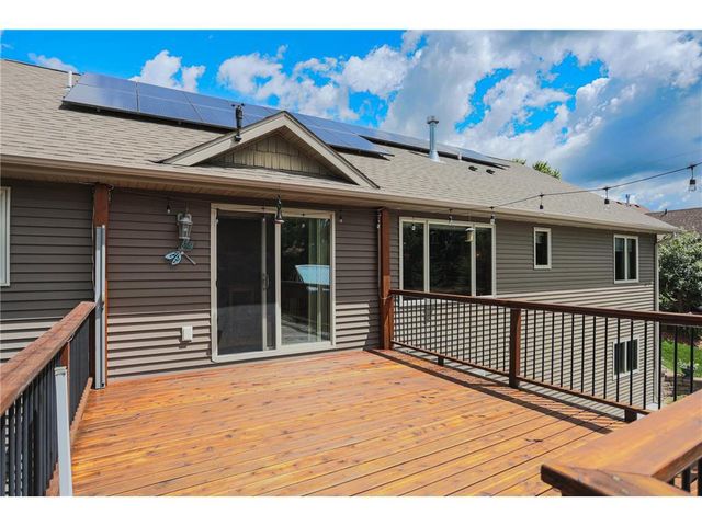 1680 Valley Quail Drive, River Falls, WI 54022
