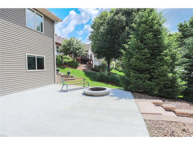 1680 Valley Quail Drive, River Falls, WI 54022
