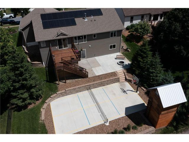 1680 Valley Quail Drive, River Falls, WI 54022