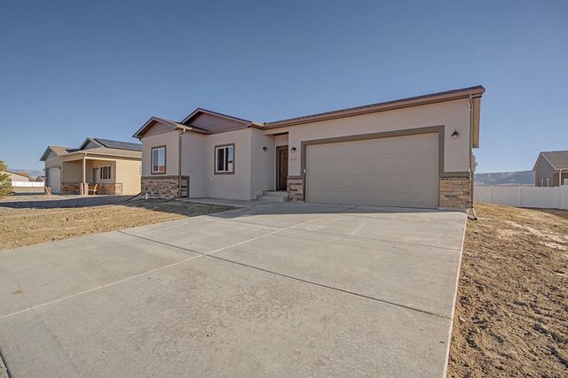 2135 Moon River Road, Grand Junction, CO 81505