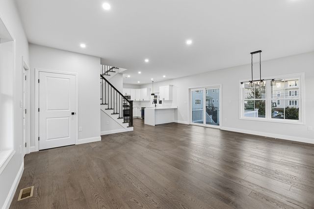 138 Eighteenth St., Fall River, MA 02723