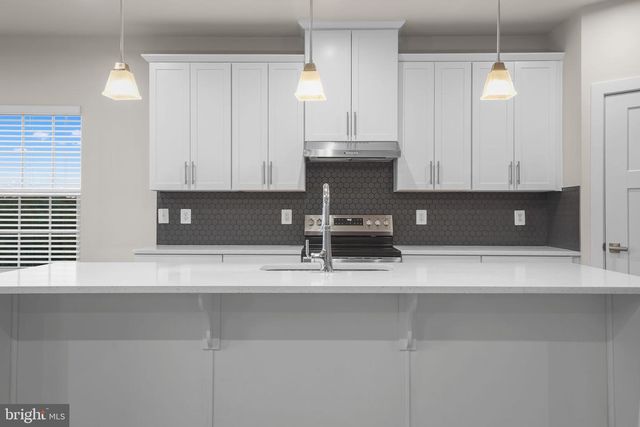 158 MCKITTRICK DR, Stafford, VA 22554
