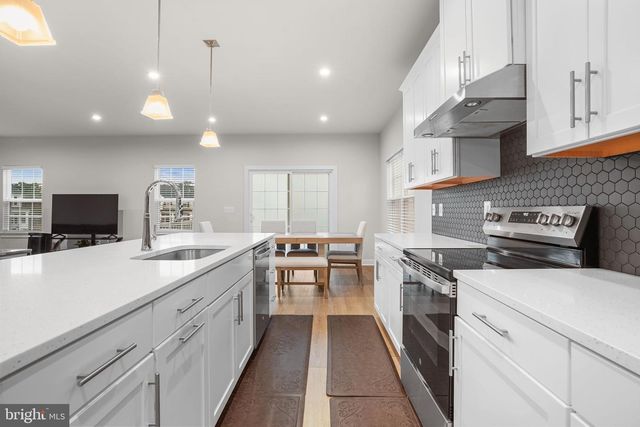 158 MCKITTRICK DR, Stafford, VA 22554
