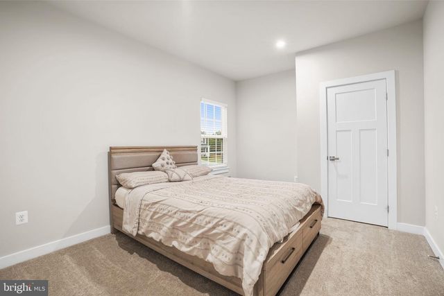 158 MCKITTRICK DR, Stafford, VA 22554
