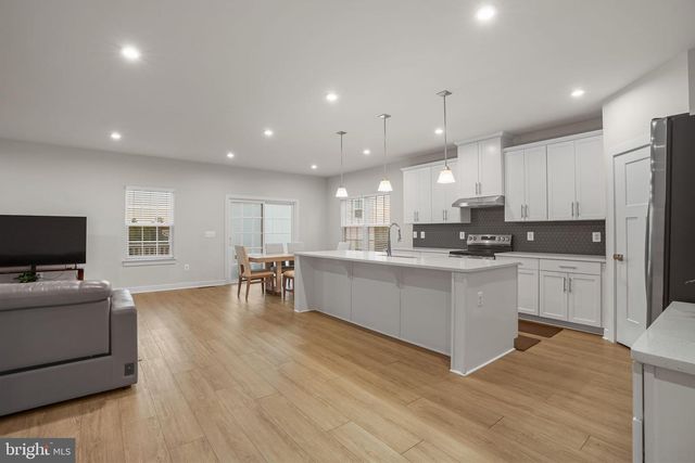 158 MCKITTRICK DR, Stafford, VA 22554