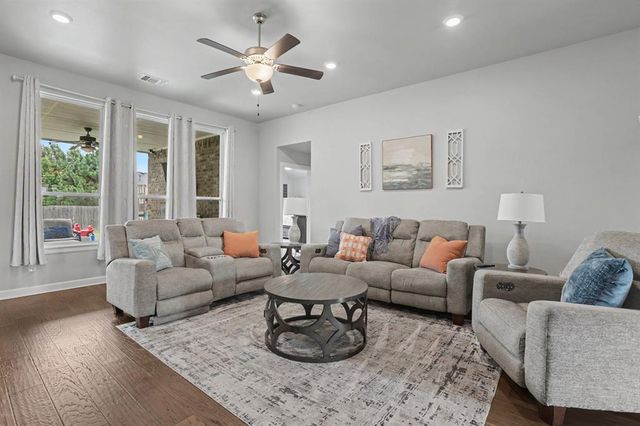 18208 Jimenez Drive, Edmond, OK 73012