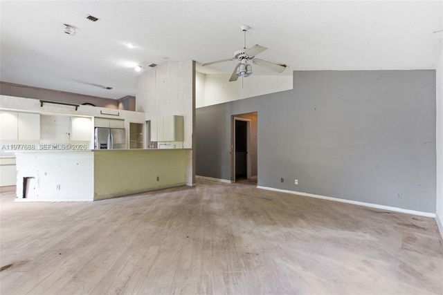 10784 Avenida Santa Ana, Boca Raton, FL 33498