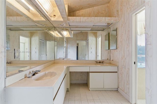 10784 Avenida Santa Ana, Boca Raton, FL 33498