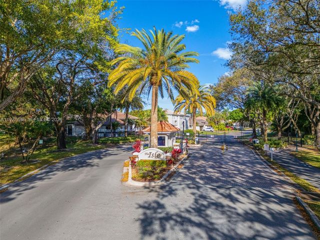 10784 Avenida Santa Ana, Boca Raton, FL 33498