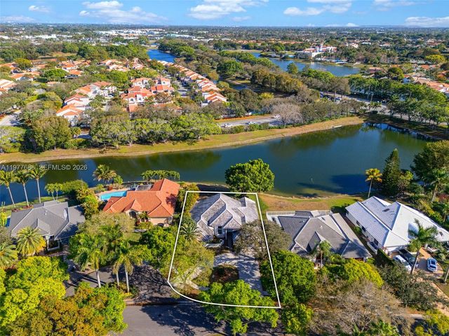 10784 Avenida Santa Ana, Boca Raton, FL 33498