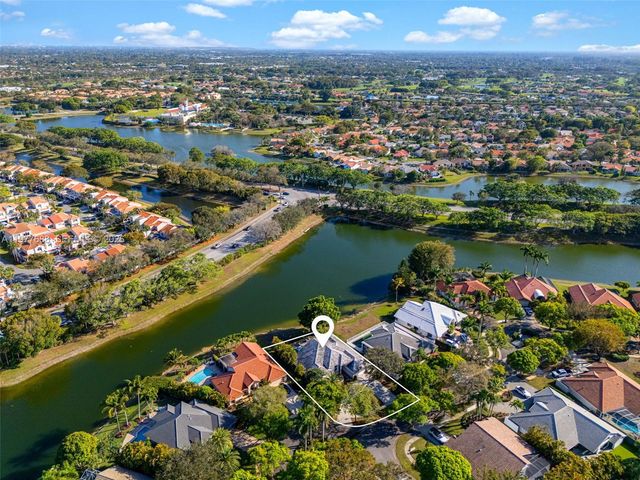 10784 Avenida Santa Ana, Boca Raton, FL 33498