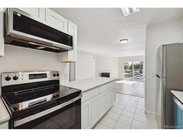 13095 W Cedar Dr 302, Lakewood, CO 80228