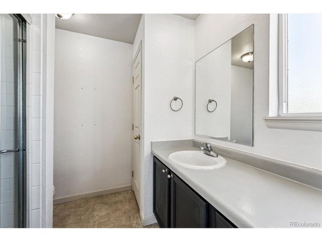 13095 W Cedar Dr 302, Lakewood, CO 80228