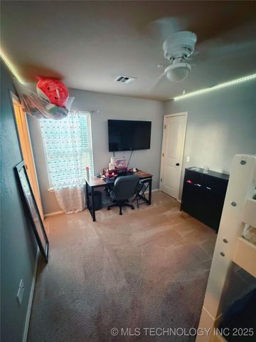 107 E 116th Place, Jenks, OK 74037