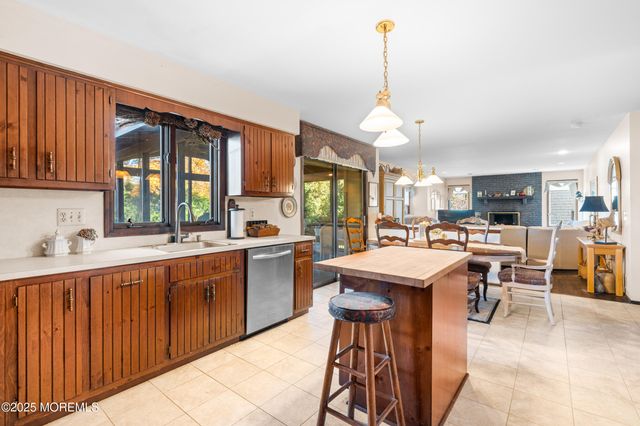 5 Karen Court, West Long Branch, NJ 07764