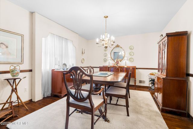 5 Karen Court, West Long Branch, NJ 07764