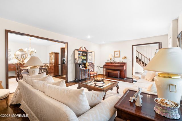 5 Karen Court, West Long Branch, NJ 07764