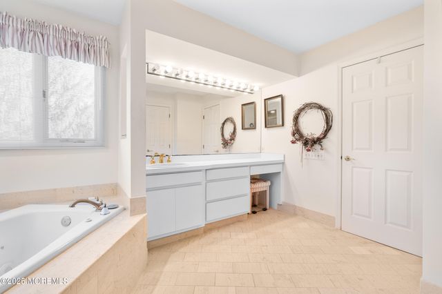 5 Karen Court, West Long Branch, NJ 07764