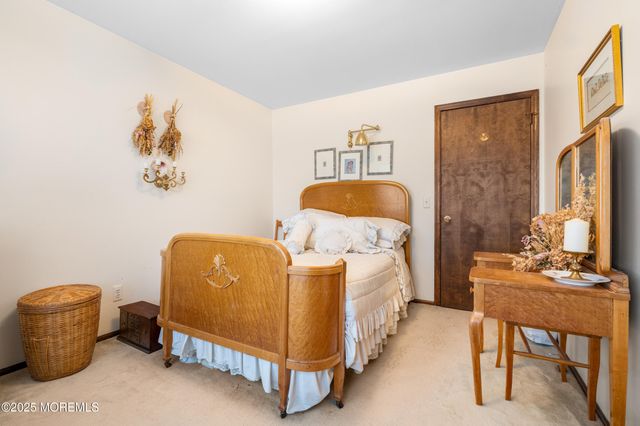 5 Karen Court, West Long Branch, NJ 07764