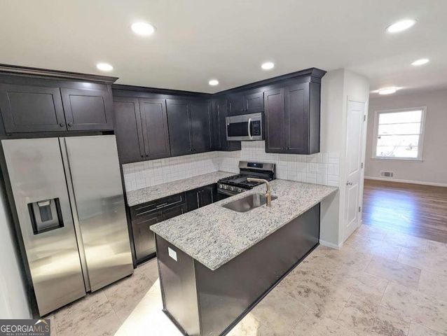 2756 Oldknow Drive NW, Atlanta, GA 30318