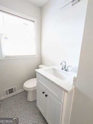 2756 Oldknow Drive NW, Atlanta, GA 30318