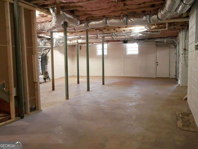 2756 Oldknow Drive NW, Atlanta, GA 30318