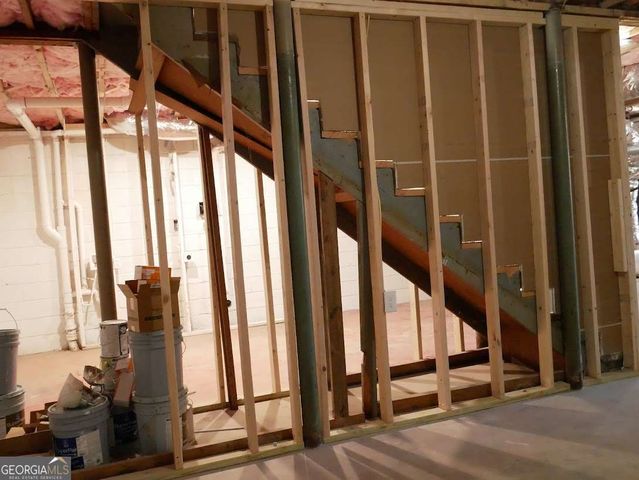 2756 Oldknow Drive NW, Atlanta, GA 30318