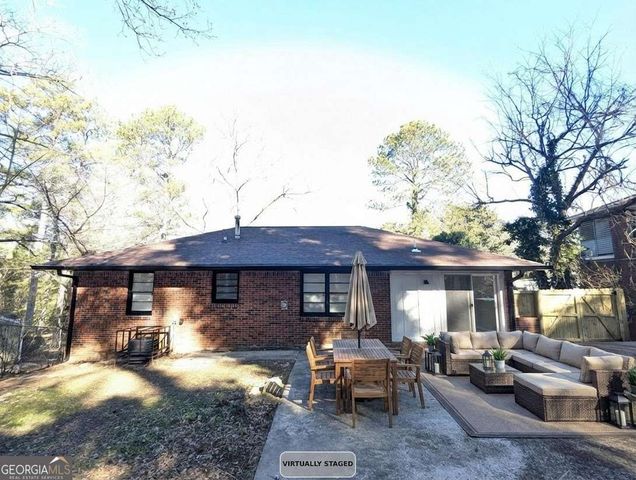 2756 Oldknow Drive NW, Atlanta, GA 30318