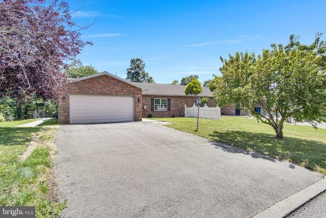 42 RIDGE AVENUE, Carlisle, PA 17013
