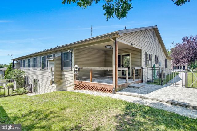 42 RIDGE AVENUE, Carlisle, PA 17013