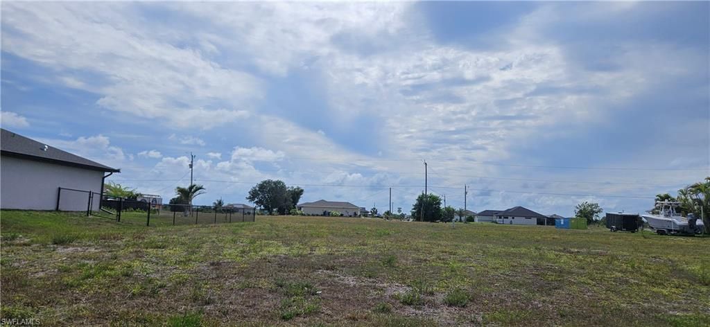 3908 NW 35th PL, CAPE CORAL, FL 33993 — exterior