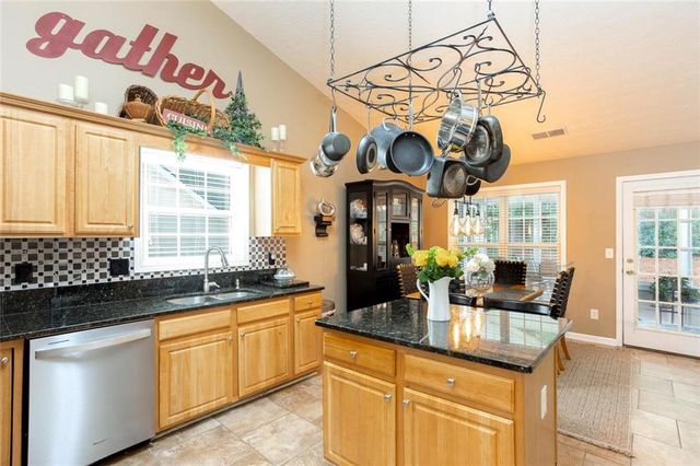 3193 Mckinley Court, Acworth, GA 30101