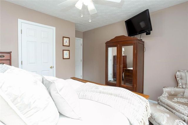 3193 Mckinley Court, Acworth, GA 30101