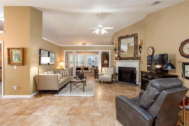 3193 Mckinley Court, Acworth, GA 30101