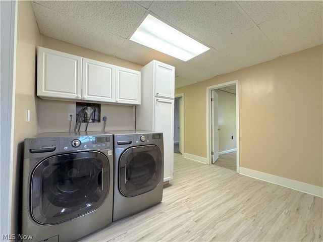 18066 Hillcrest Drive, Lake Milton, OH 44429