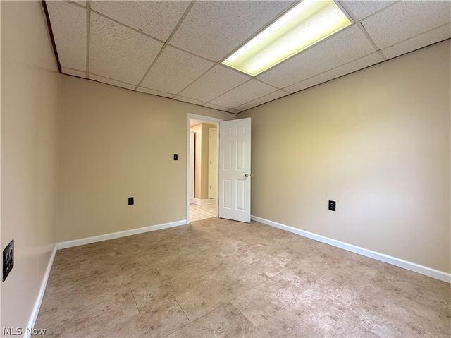 18066 Hillcrest Drive, Lake Milton, OH 44429