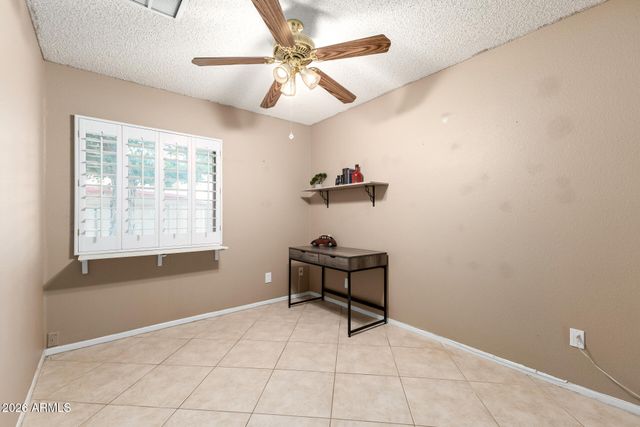 10221 N 52ND Avenue, Glendale, AZ 85302