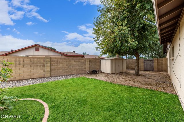 10221 N 52ND Avenue, Glendale, AZ 85302