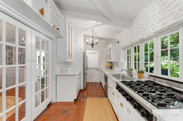 5950 SW 128th Street, Pinecrest, FL 33156